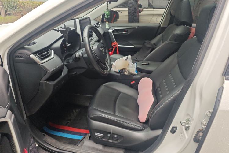 Used Toyota RAV4 2020 2.0L CVT Two-Wheel Drive Fashion PLUS Edition
