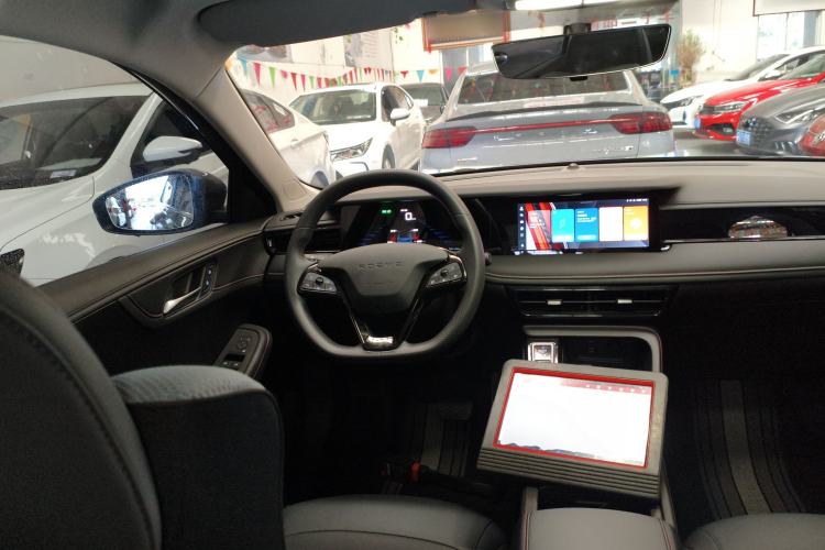 Used Roewe i5 2024 1.5L CVT Luxury Edition
