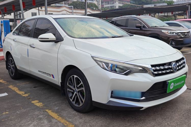 Used Venucia D60 2018 1.6L CVT Smart Connect Elite Edition