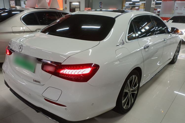 Used Mercedes-Benz E-Class New Energy 2022 Restyled E 350 e L Plug-in Hybrid Sports Sedan
