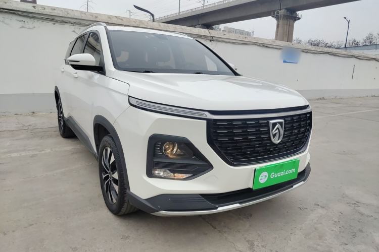 Used Baojun 530 2021 Global Car Anniversary Edition 1.5T Manual Luxury Model 6 Seats