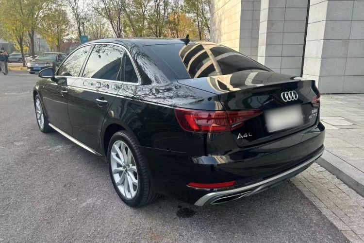 Used Audi A4L 2019 40 TFSI Fashion Edition China VI Emission Standard
