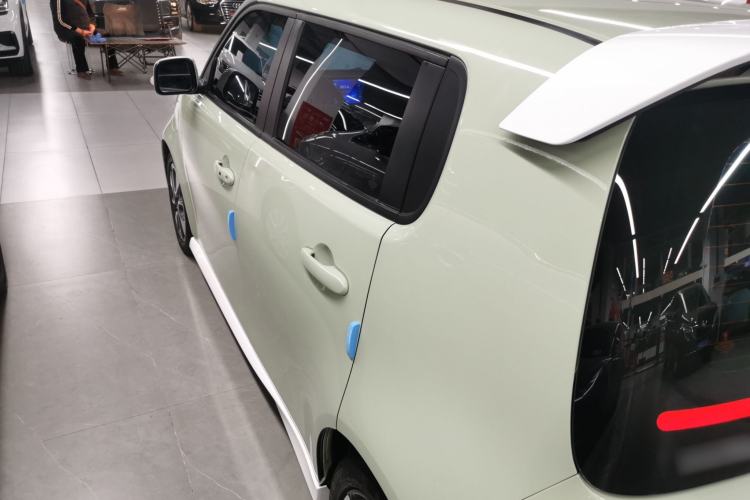 Used ORA White Cat 2022 Xiaoyue Mao Edition 360 km Luxury Model Lithium NMC
