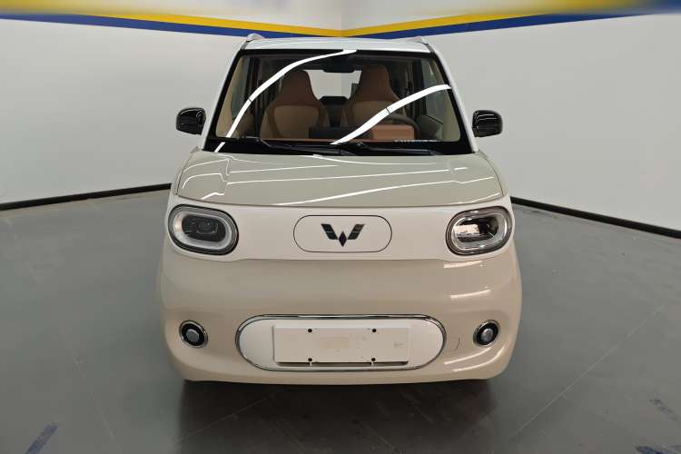 Used Wuling Hongguang MINIEV 2024 3rd Generation 215km Advanced Version
