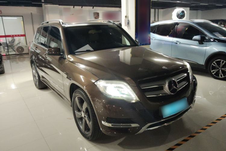Used Mercedes-Benz GLK-Class 2013 GLK 300 4MATIC Dynamic Sunroof Model