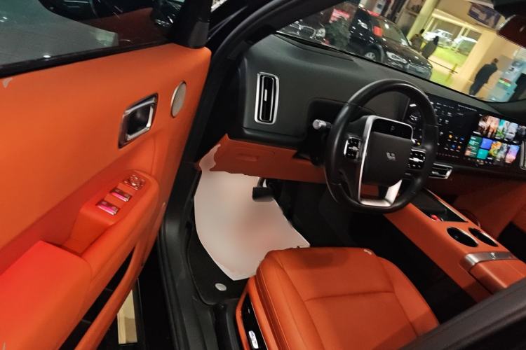 Used Li Auto L9 2023 Pro Model
