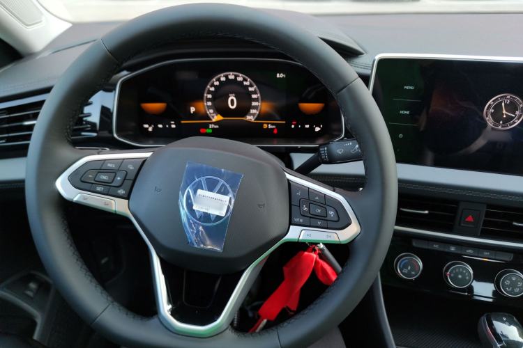 Used Volkswagen Sagitar 2025 Facelift 200TSI DSG Flyover Edition