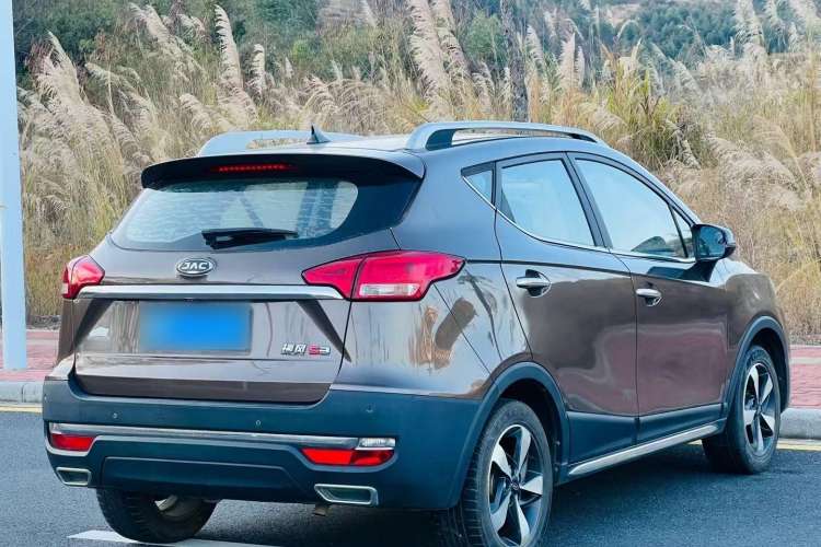 Used  Refine S3 2017 1.6L CVT Luxury Smart Model