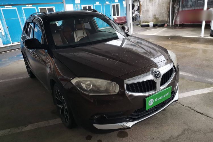 Used Brilliance V5 2014 1.5T Automatic Two-Wheel Drive Luxury Version
