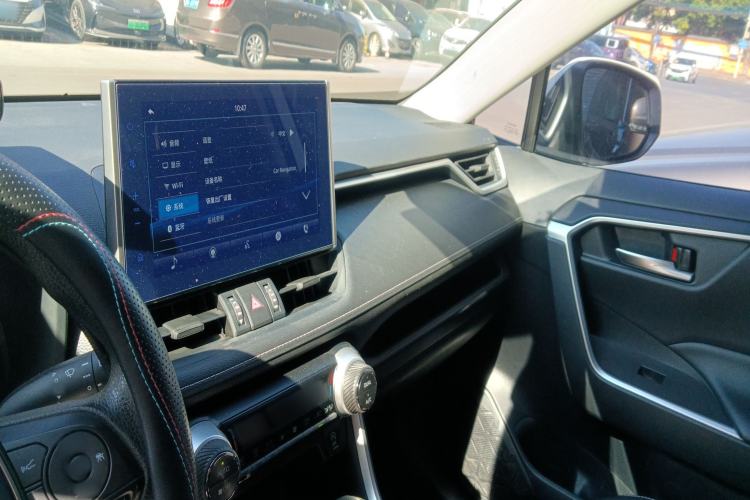 Used Toyota Wildlander 2020 2.0L CVT 4x4 Luxury Edition