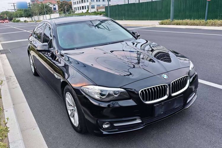 Used BMW 5 Series 2014 520Li Elegant Model
