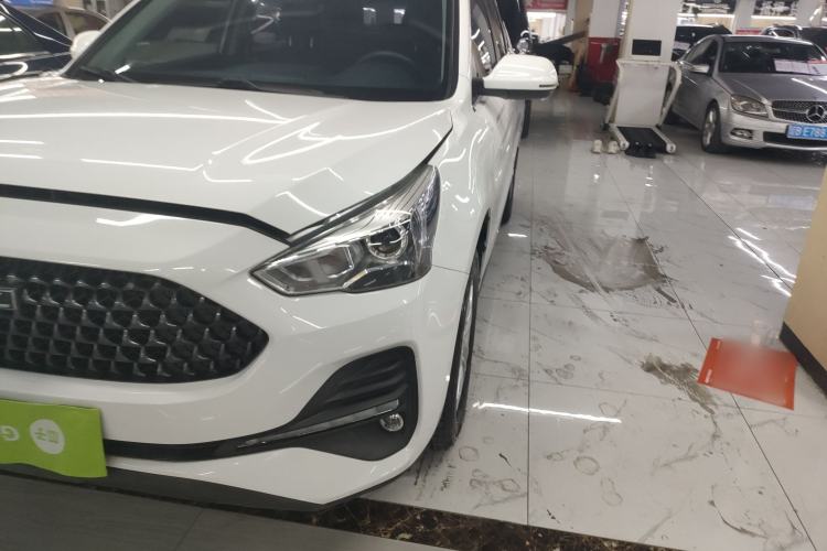 Used Haval M6 2019 1.5T DCT Two-Wheel Drive Elite Version China VI Standard
