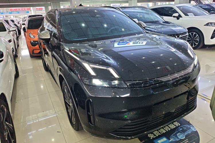 Used Lynk & Co 08 EM-P 2023 120km Long-Range Halo