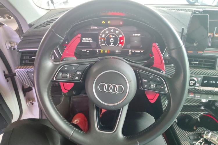 Used Audi A4L 2018 30th Anniversary Edition 40 TFSI Fashion Model
