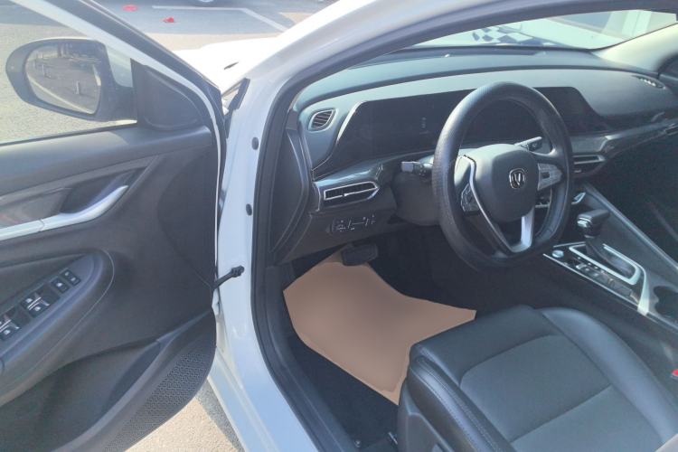 Used Changan Eado 2020 PLUS Blue Whale NE 1.4T GDI DCT Prestige Model
