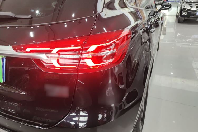 Used Hongqi HS5 2022 Revised Version 2.0T Smart Connect Flagship Edition
