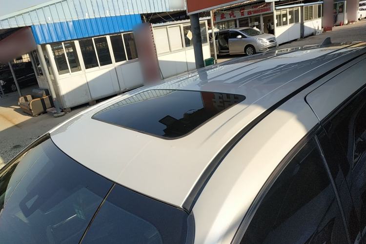 Used Toyota Sienna 2023 2.5L Hybrid Deluxe Edition
