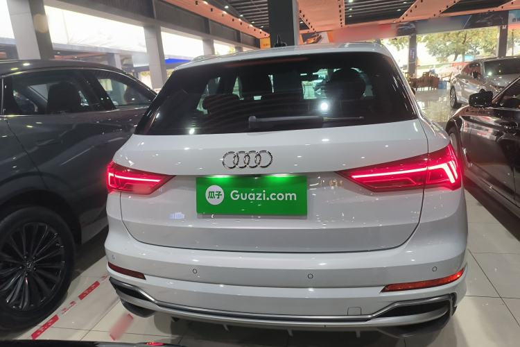 Used Audi Q3 2021 35 TFSI Fashion Dynamic Model