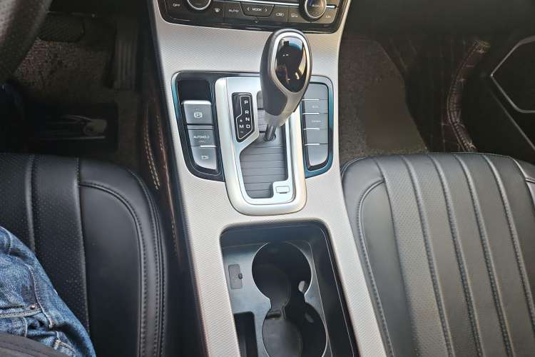 Used Geely Auto Emgrand GL 2018 1.8L DCT Elite Smart Connectivity Version
