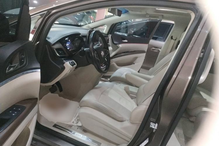 Used Buick GL8 2020 Land Business Class 652T Premium Model
