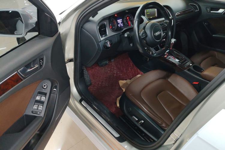 Used Audi A4L 2015 35 TFSI Automatic Comfort Model