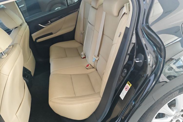 Used Lexus GS 2012 250 Leading Edition
