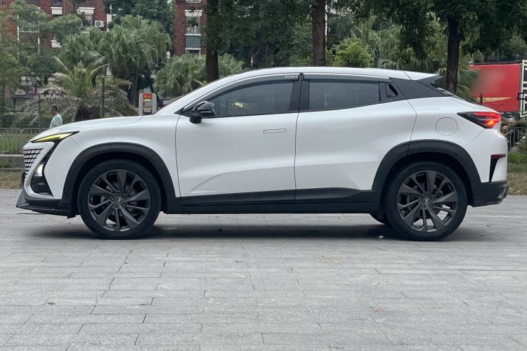 Used Changan UNI-T 2020 1.5T Prestige Version
