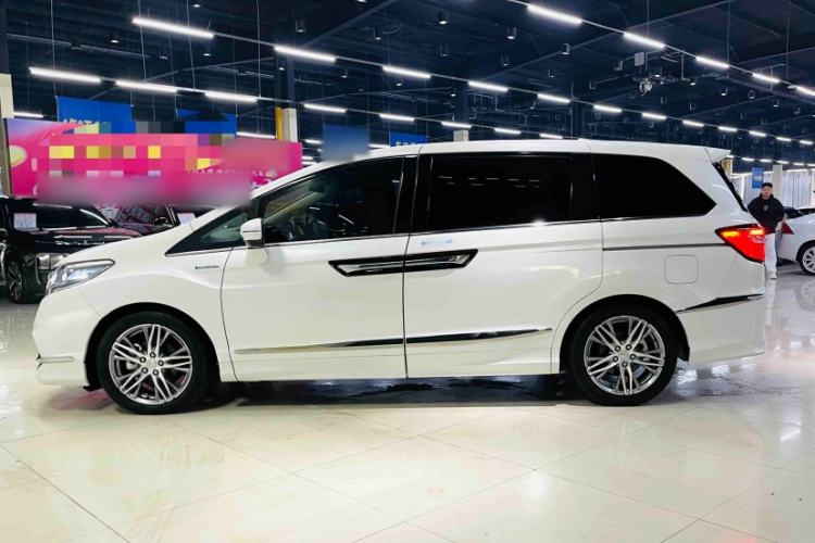Used Honda Elysion 2019 2.0L Hybrid Supreme Edition
