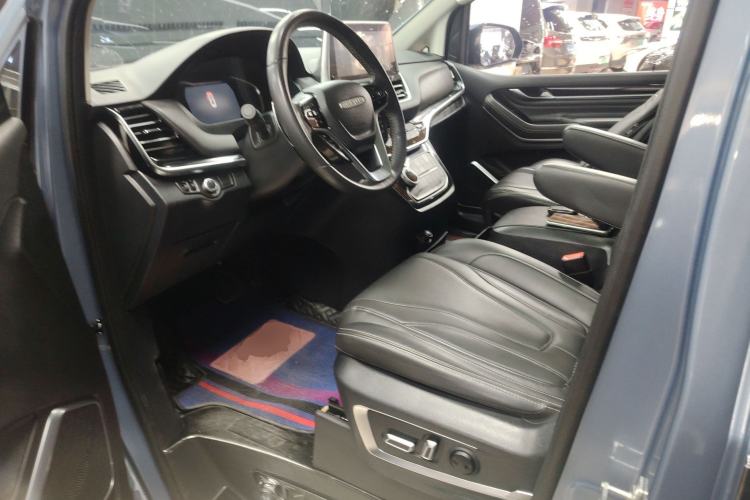 Used SAIC MAXUS G20 2021 Facelifted PLUS 2.0T Diesel Automatic Luxury Edition
