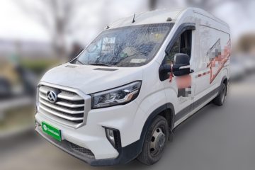 Used SAIC MAXUS Xintu V90 2024 Zhiyun 2.0T Manual Rear-Drive Extended-Wheelbase High-Roof Model with Dual Rear Tires and 3 Seats