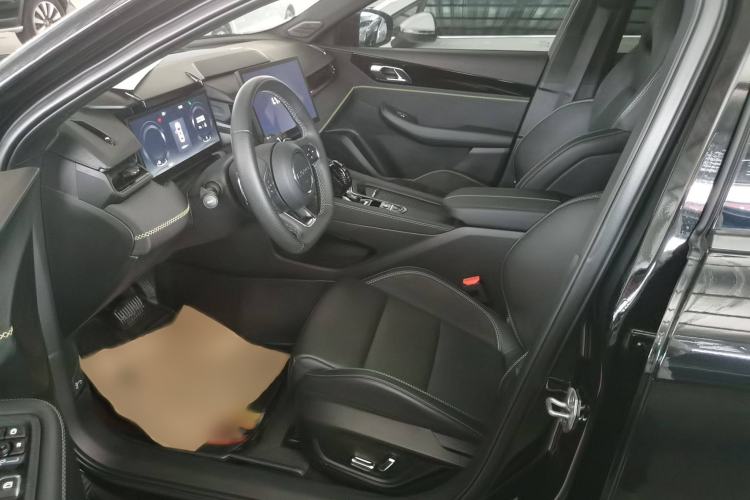 Used Lynk & Co 03 2023 1.5TD DCT JingPro
