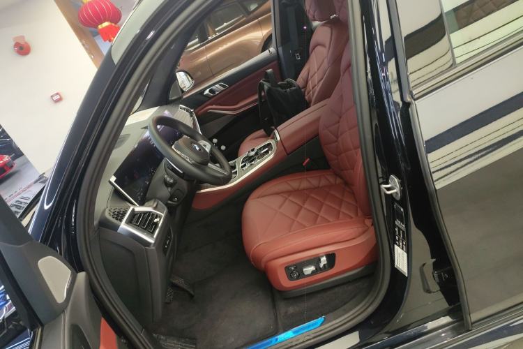 Used BMW X5 2023 xDrive 40Li M Sport Night Edition Package