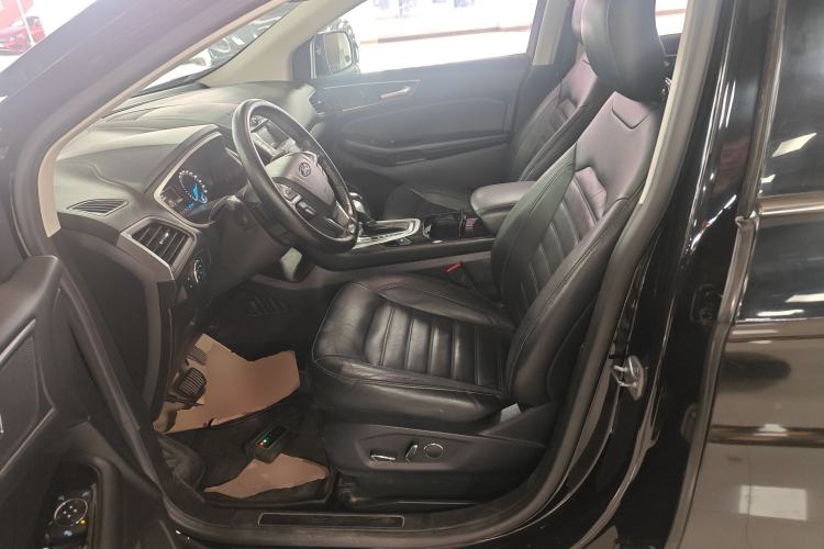 Used Ford Edge 2017 EcoBoost 245 Two-Drive Platinum Edition 5 Seats