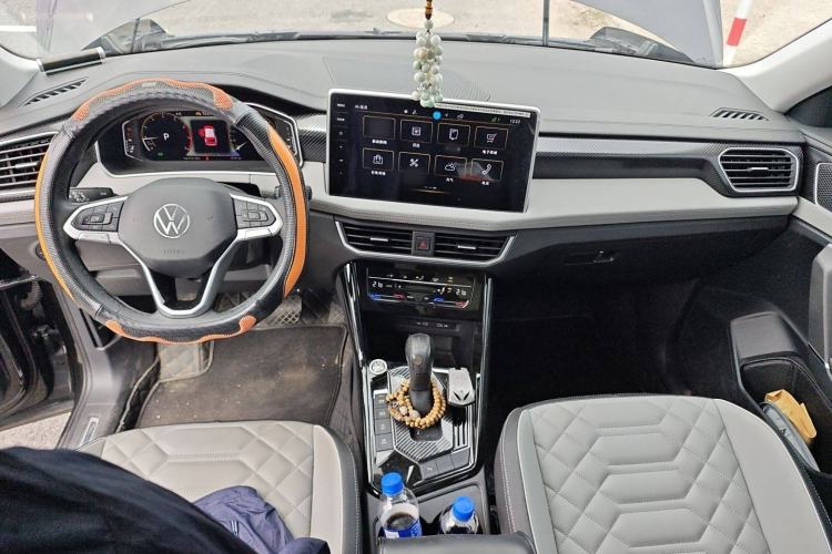 Used Volkswagen Tayron 2024 300TSI Two-Wheel-Drive Luxury Plus Advanced Version
