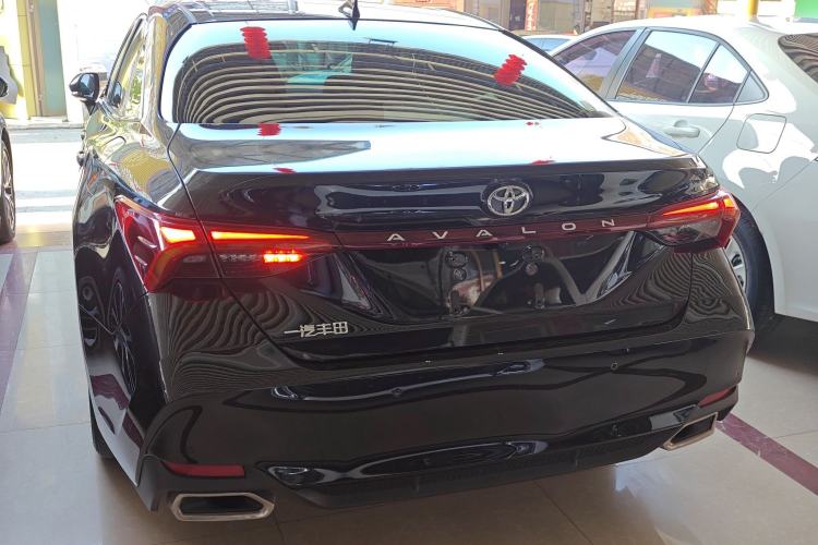 Used Toyota Avalon 2023 2.0L Premium Edition