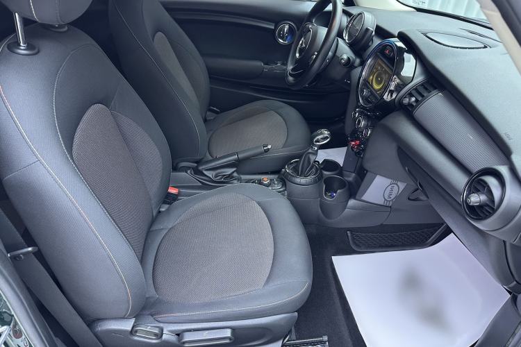 Used  MINI 2014 1.5T COOPER Fun
