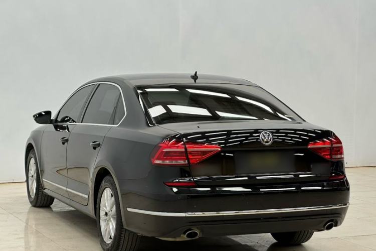 Used Volkswagen Passat 2016 330TSI DSG Luxury Edition
