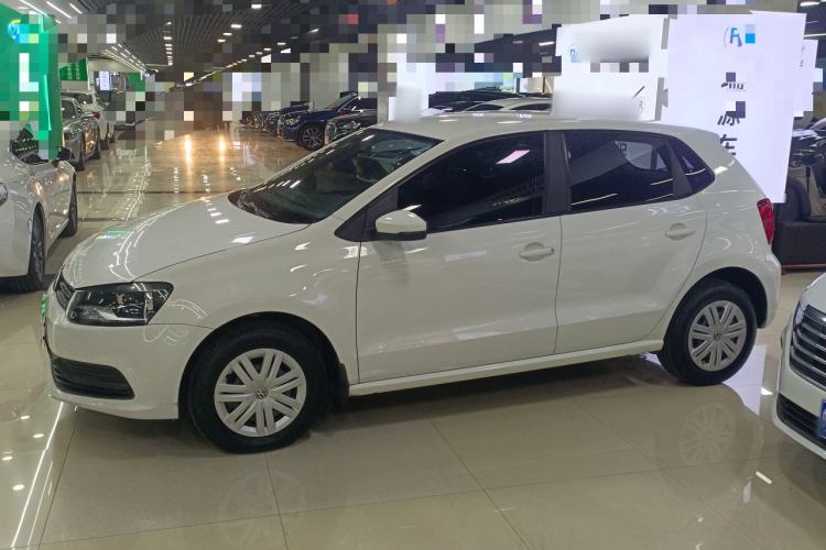 Used Volkswagen Polo 2016 1.4L Manual Fashion Model
