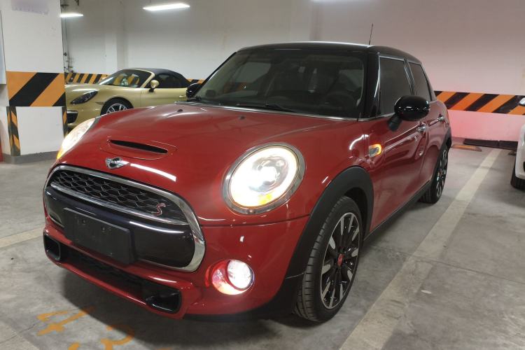 Used  MINI 2015 2.0T COOPER S Five-Door Edition
