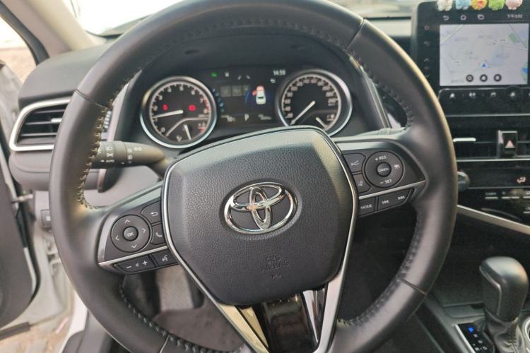 Used Toyota Camry 2023 2.0G Luxury Edition