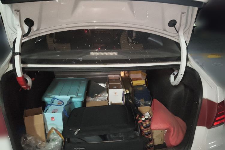 Used Volkswagen Santana 2016 1.6L Manual Fashion Edition
