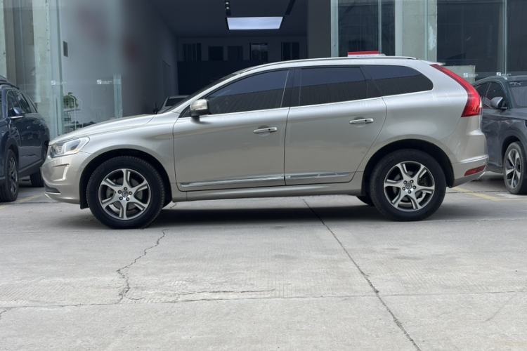 Used Volvo XC60 2014 T5 Zhiya Edition
