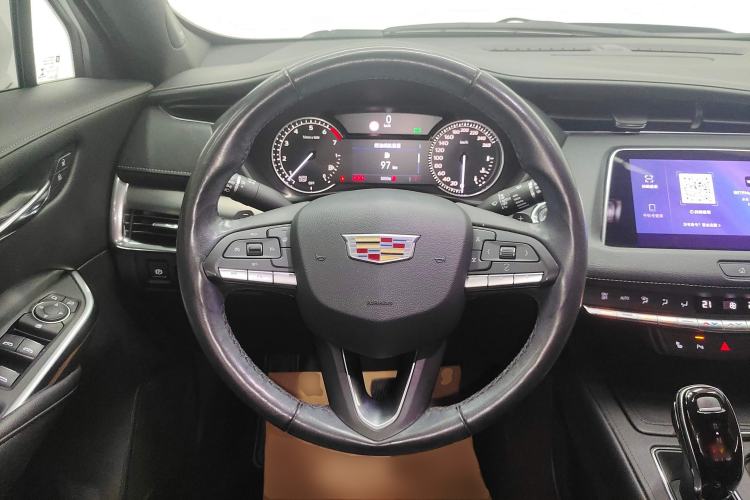 Used Cadillac XT4 2020 28T Two-Wheel-Drive Leading Version
