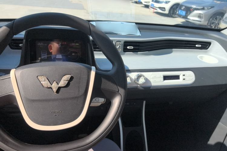 Used Wuling Hongguang MINIEV 2022 Macaron Fashion Model Lithium Iron Phosphate