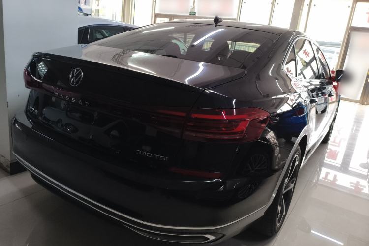 Used Volkswagen Passat 2023 330TSI Starry Elite Edition
