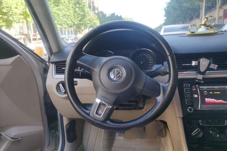 Used Volkswagen Bora 2013 1.6L Manual Comfort Model
