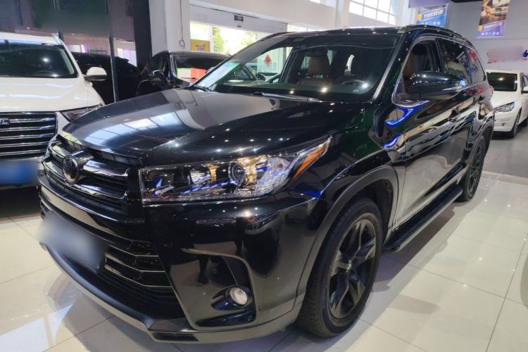 Used Toyota Highlander 2018 2.0T Four-Wheel Drive Knight Edition 7 Seats China VI Standard
