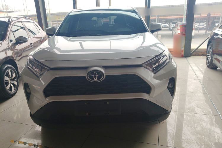 Used Toyota RAV4 2022 2.0L CVT Two-Wheel Drive Urban Edition
