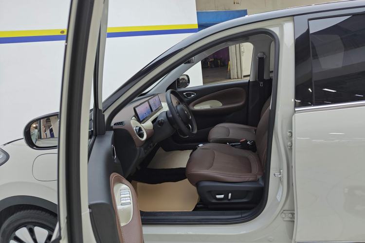 Used Wuling Bingo 2023 333 km Lingxi Connected+ Version
