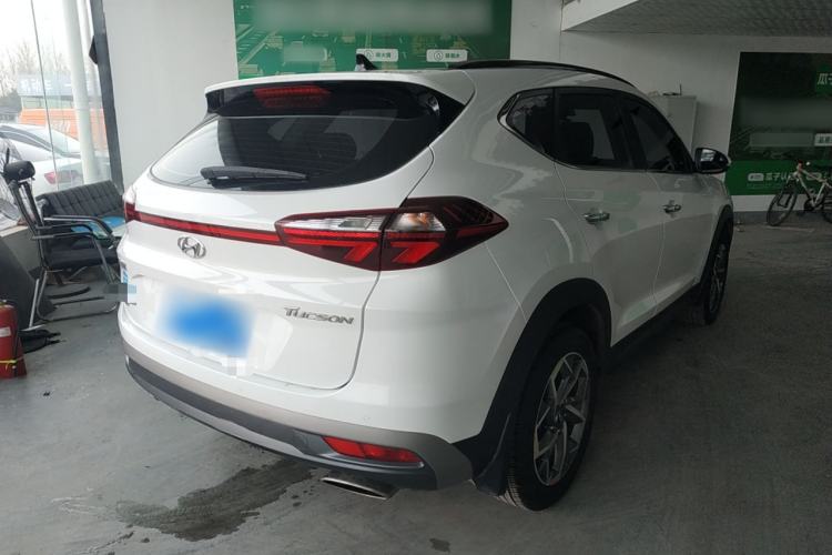 Used Hyundai Tucson 2019 280TGDi Dual-Clutch Two-Wheel Drive Fashion Edition China VI Standard
